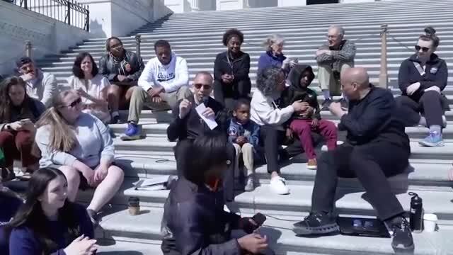 Hakeem Jeffries: There Are but Two Parties in America Right Now, Patriots and Traitors