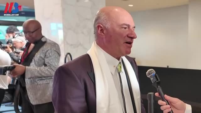 Kevin O’Leary Says AOC Will ‘Never Be President,’ She’s a ‘Crazy Chicken’