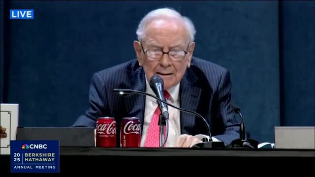 Warren Buffett Criticizes Trump’s Tariffs: ‘Trade Can Be an Act of War’