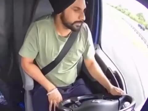 Video of Illegal from India Who Made an Illegal U-Turn with a Truck and Killed a Family of Three